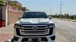 تۆیۆتا لاند کروزەر